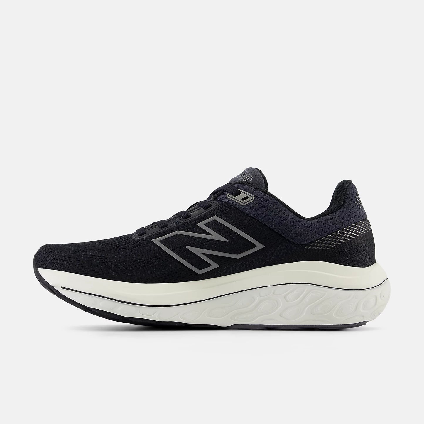 New Balance 860v14